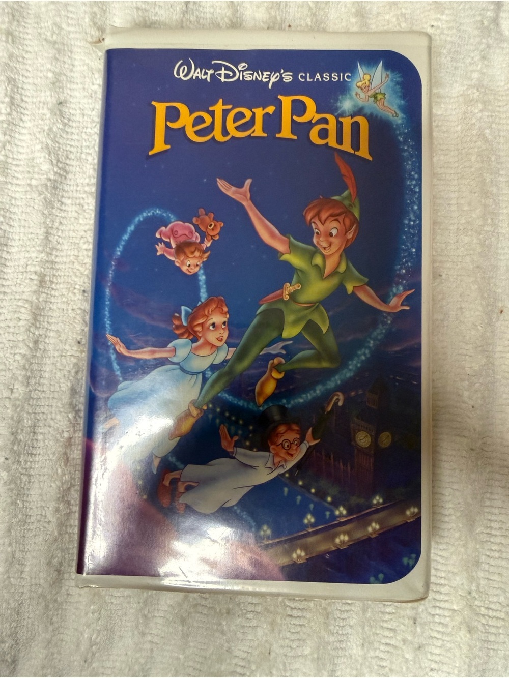 Disney Peter Pan VHS Walt Disney Classic Clamshell Vintage Movie Tape